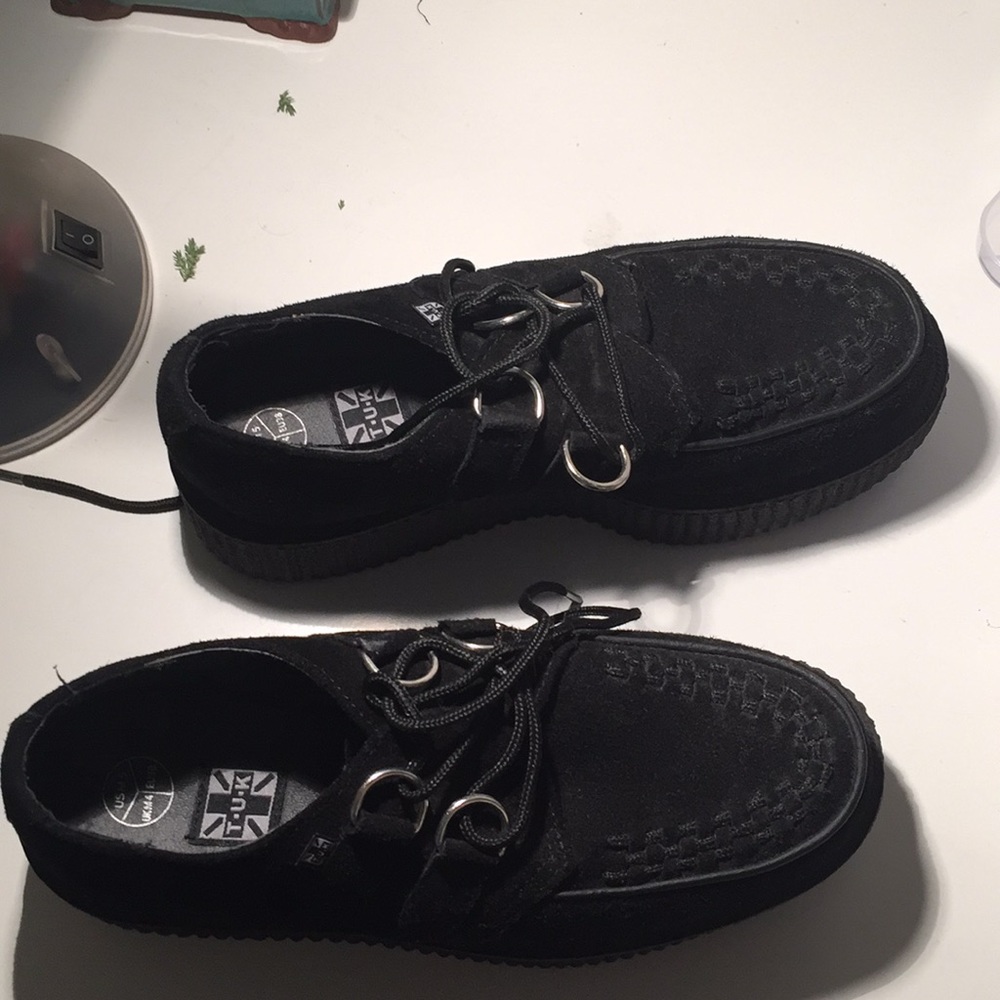 T.U.K. Creepers size US M 5 W 7